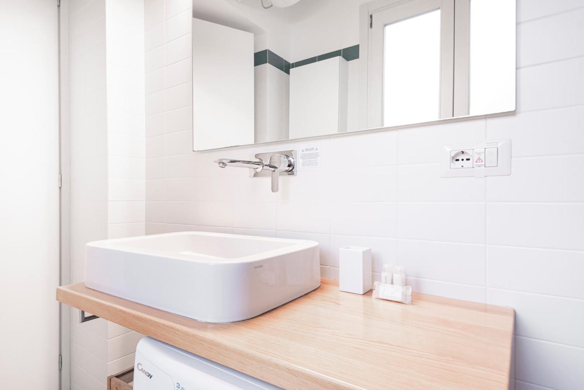 Amazing Flat Near Duomo & Colonne Di San Lorenzo By Easylife Milan Extérieur photo
